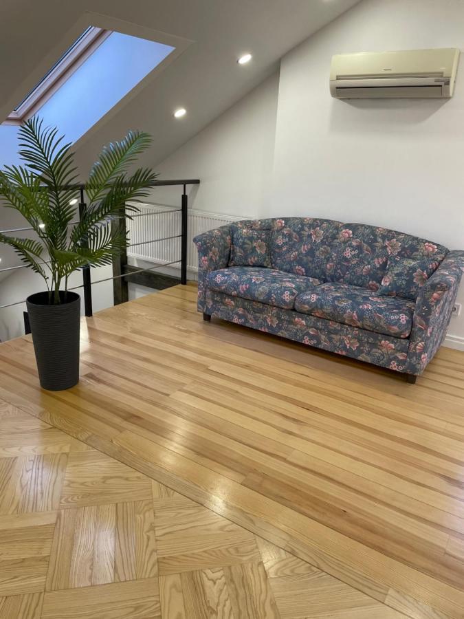 Apartamento Gamla Stan Leópolis Exterior foto