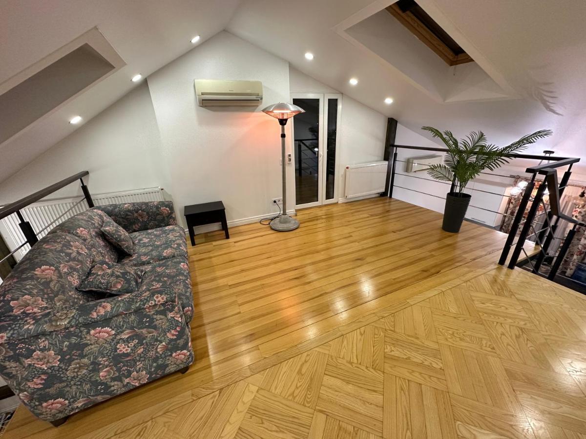Apartamento Gamla Stan Leópolis Exterior foto